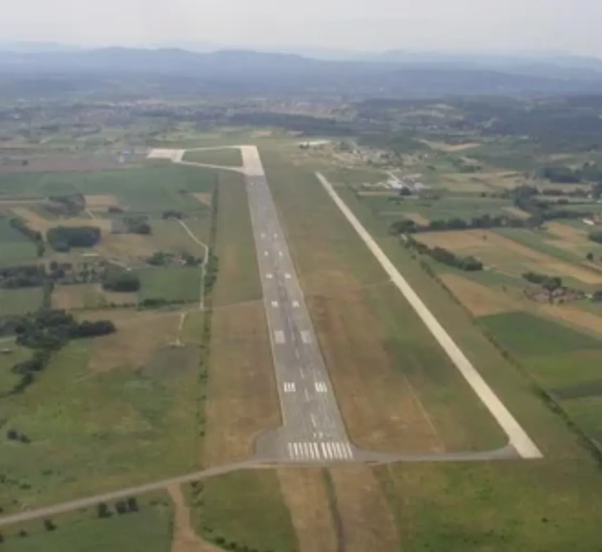 Runway at Banja Luka Airport
